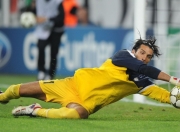 战术调整首场状态出色，FPX观众沸腾！，西亚卡姆重返赛场赢得满堂喝彩(人海战术平台是真的吗)