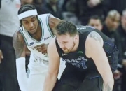 东契奇绝杀时刻，逆转取胜点燃赛场，助攻爆棚迎来胜利！的简单介绍